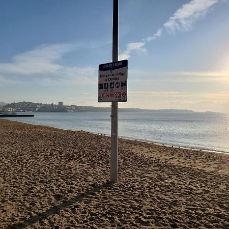 Port Frejus Est, Le Capitole, Studio 27M2, Vue Mer Экстерьер фото